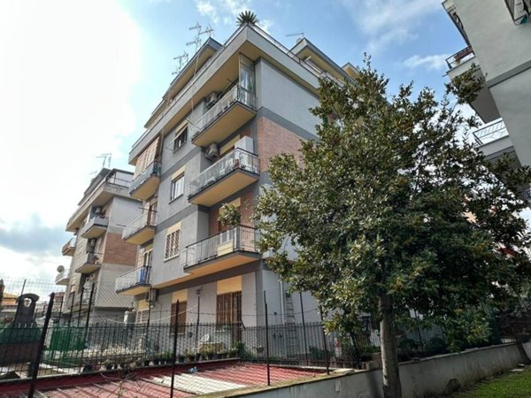 appartamento in vendita a Roma in zona Alessandrino