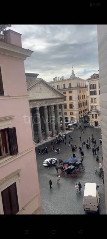 appartamento in vendita a Roma in zona Parione/Sant'Eustachio