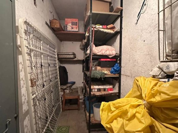 locale commerciale in vendita a Roma in zona Alessandrino