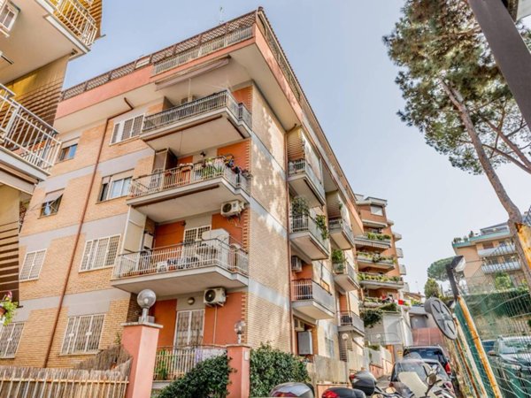 appartamento in vendita a Roma in zona Aurelio