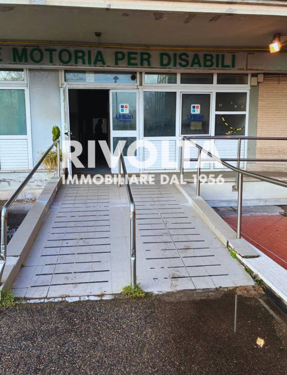 negozio in vendita a Roma in zona Gianicolense