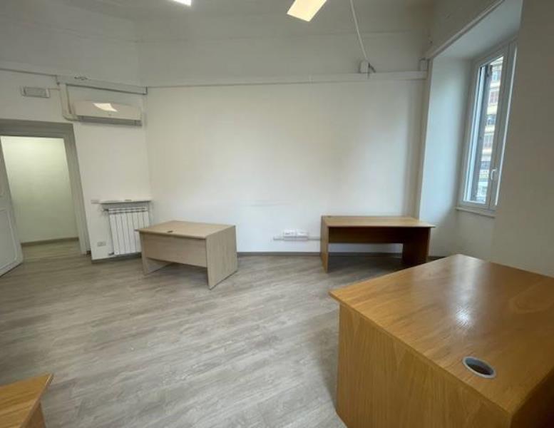 appartamento in vendita a Roma in zona Tuscolano