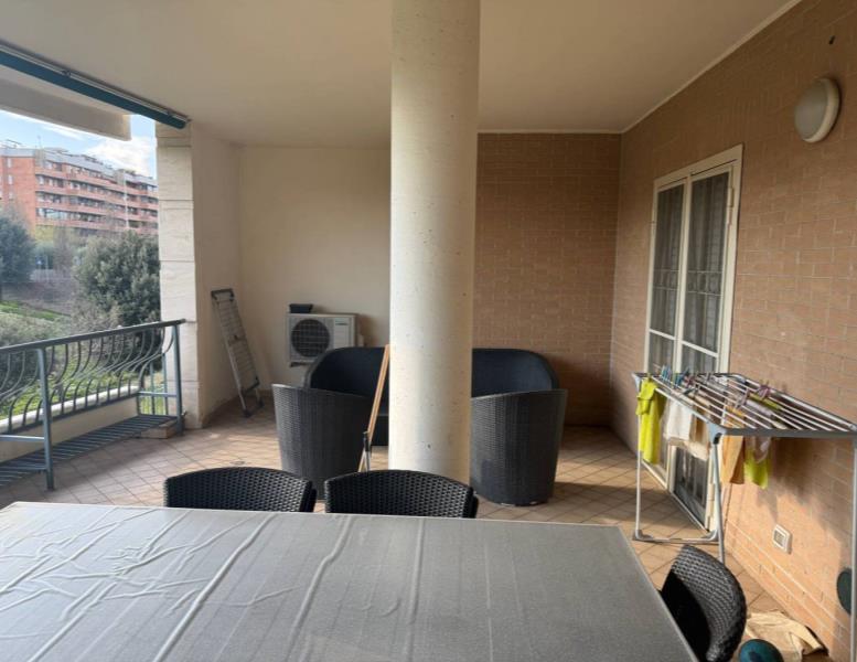 appartamento in vendita a Roma in zona Appio Claudio