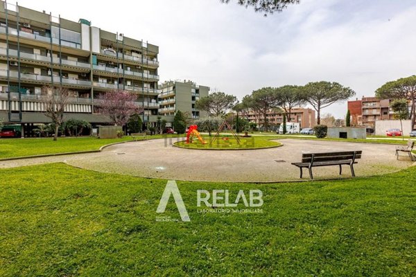 appartamento in vendita a Roma in zona Dragoncello