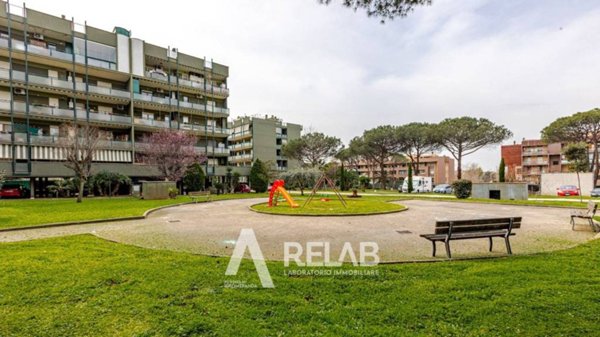 appartamento in vendita a Roma in zona Dragoncello