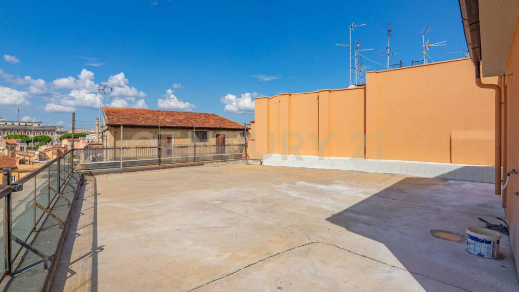 appartamento in vendita a Roma in zona Rione Monti/Campitelli