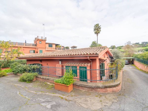 appartamento in vendita a Roma in zona Gianicolense