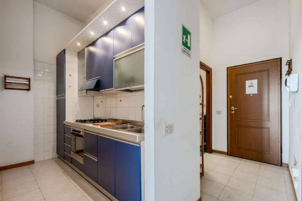 appartamento in vendita a Roma in zona Prenestino-Labicano