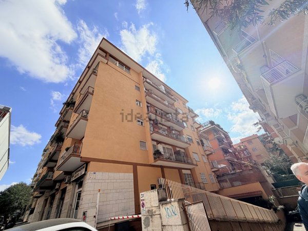 appartamento in vendita a Roma in zona Gianicolense