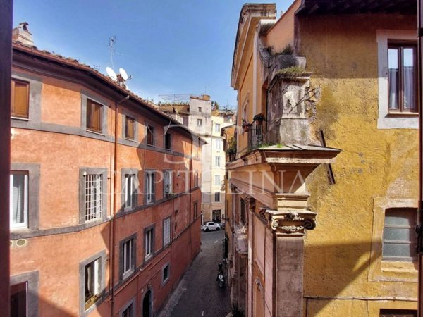 appartamento in vendita a Roma in zona Rione di Ponte