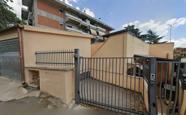 casa semindipendente in vendita a Roma