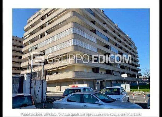 appartamento in vendita a Roma in zona Appio Claudio