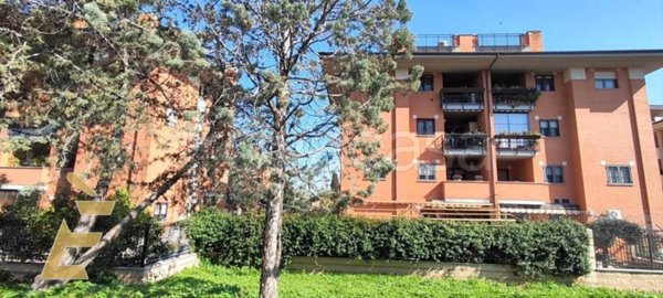 appartamento in vendita a Roma in zona Osteria del Curato