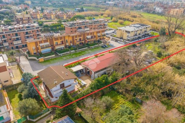 casa indipendente in vendita a Roma in zona Casal Morena