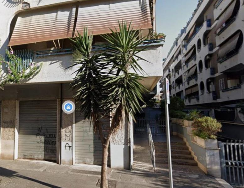 appartamento in vendita a Roma in zona Ostia