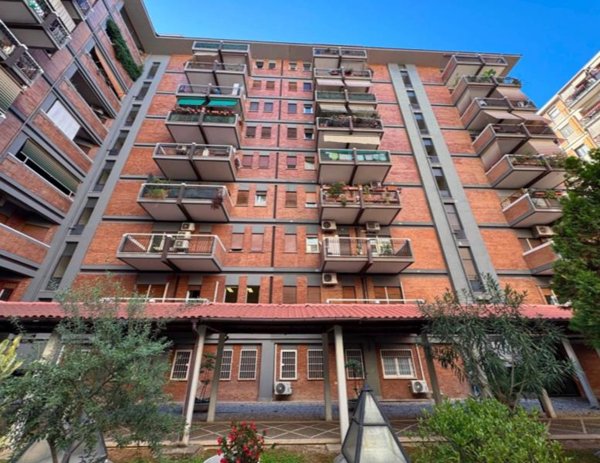 appartamento in vendita a Roma in zona Portuense