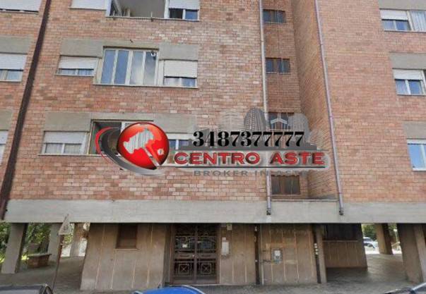 appartamento in vendita a Roma in zona Spinaceto