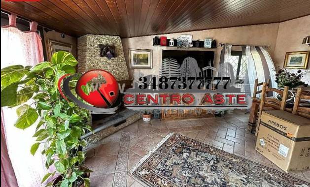 casa indipendente in vendita a Roma in zona Infernetto