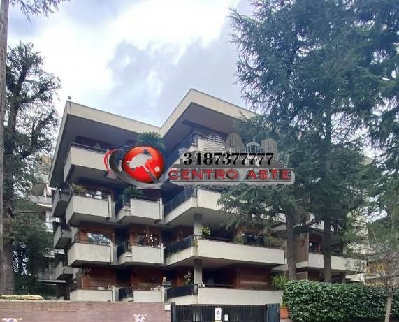 appartamento in vendita a Roma in zona Tor di Quinto