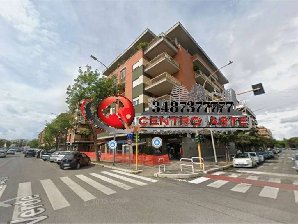 appartamento in vendita a Roma in zona Ostia