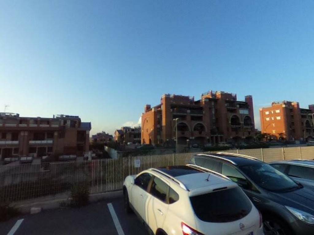 appartamento in vendita a Roma in zona Mezzocammino