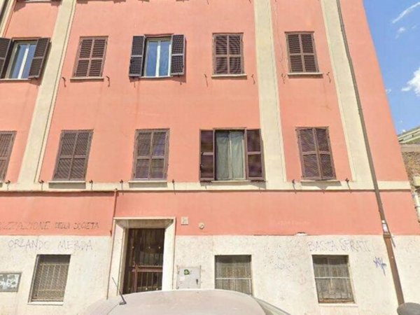 appartamento in vendita a Roma in zona Tuscolano