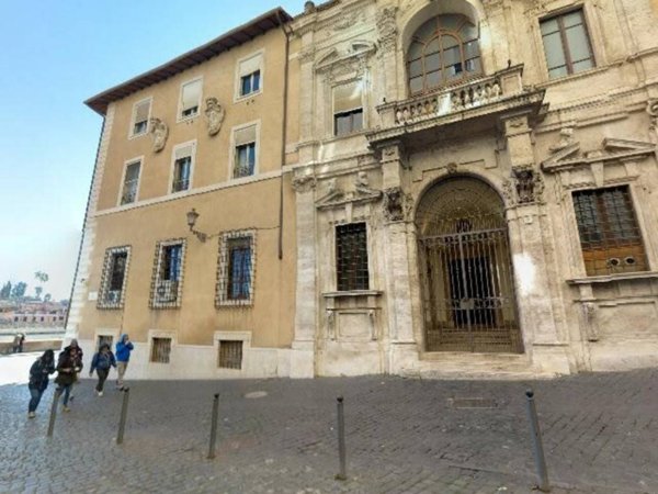 appartamento in vendita a Roma in zona Celio