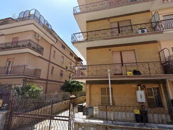 appartamento in vendita a Roma in zona Tor Bella Monaca