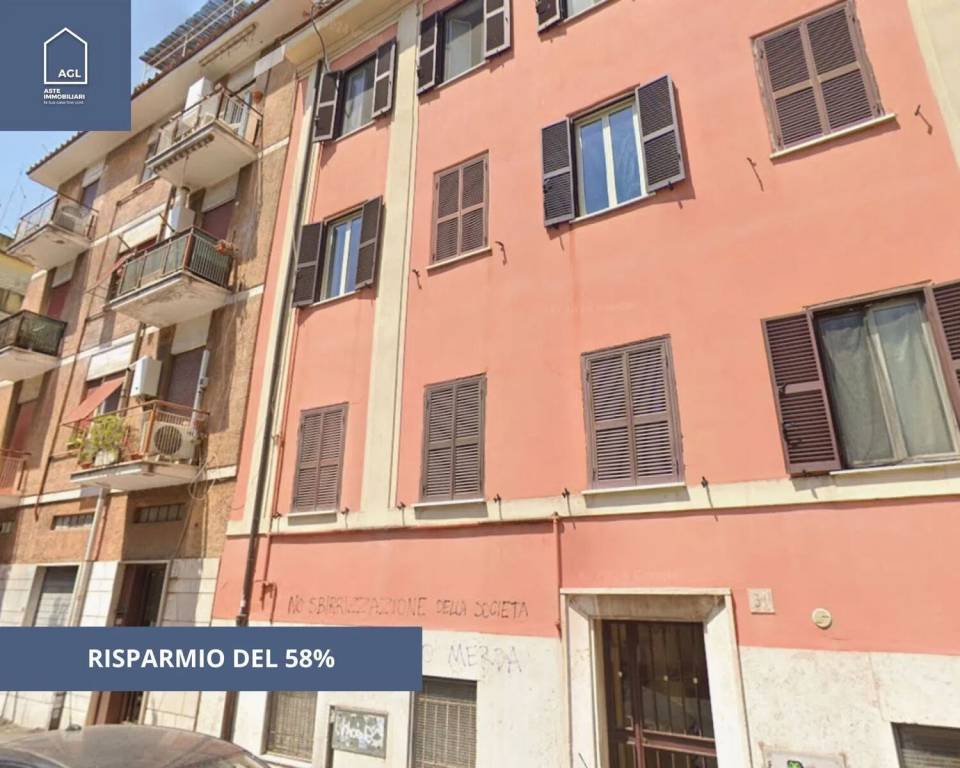 appartamento in vendita a Roma in zona Tuscolano