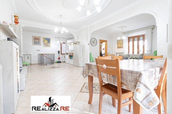 appartamento in vendita a Roma in zona Torre Gaia