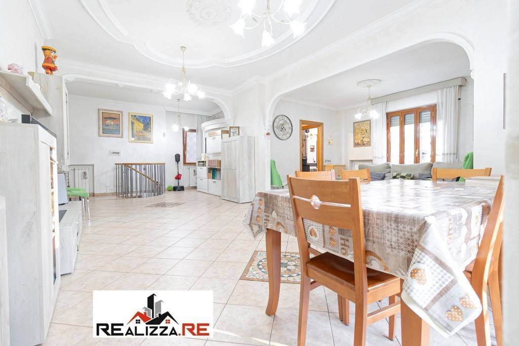 appartamento in vendita a Roma in zona Torre Gaia