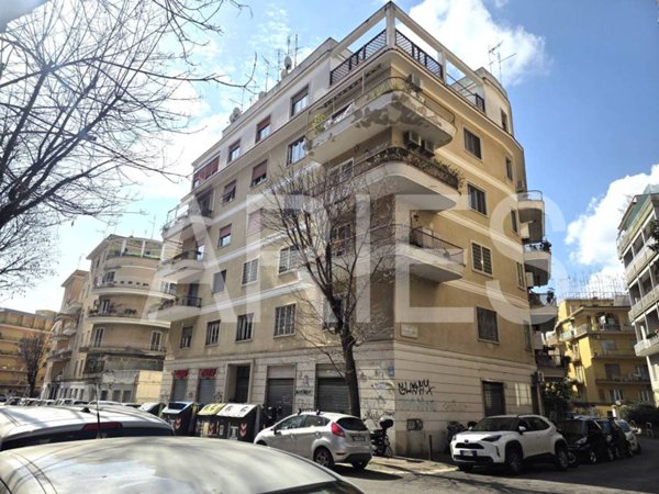 appartamento in vendita a Roma in zona Gianicolense