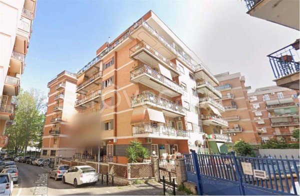 appartamento in vendita a Roma in zona Prenestino-Labicano