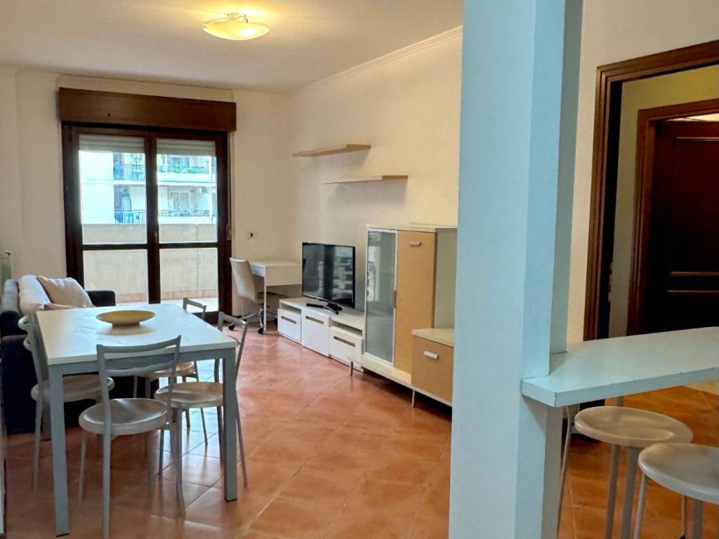 appartamento in vendita a Roma in zona Torre Angela