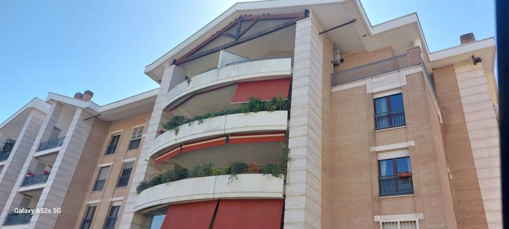 appartamento in vendita a Roma in zona Appio Claudio