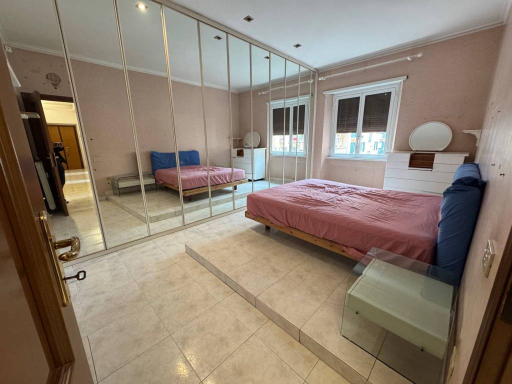 appartamento in vendita a Roma in zona Tuscolano