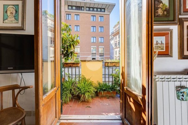 appartamento in vendita a Roma in zona Rione Monti/Campitelli