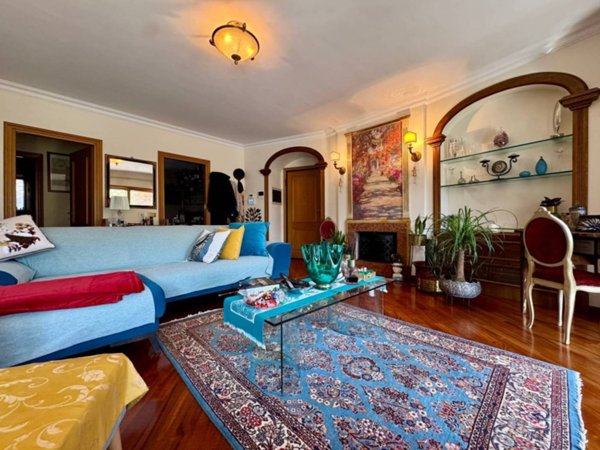 appartamento in vendita a Roma in zona Ardeatino