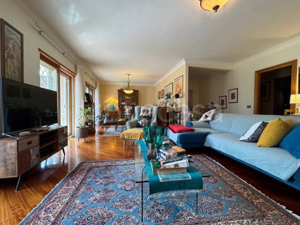 appartamento in vendita a Roma in zona Ardeatino