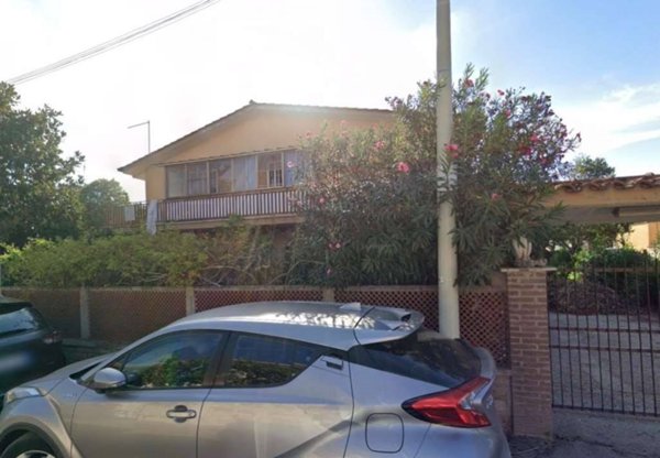 appartamento in vendita a Roma in zona Ostia Antica