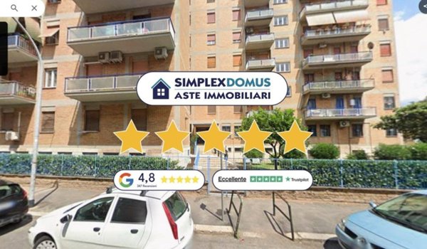 appartamento in vendita a Roma in zona Cinecittà