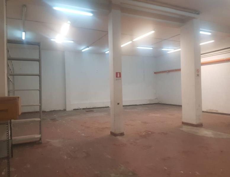 locale commerciale in vendita a Roma in zona Gianicolense