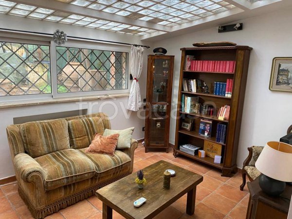 appartamento in vendita a Roma in zona Giuliano Dalmata