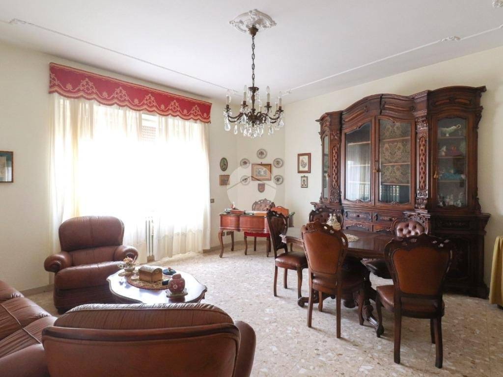 appartamento in vendita a Roma in zona Gianicolense