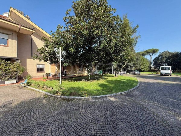 villa in vendita a Roma