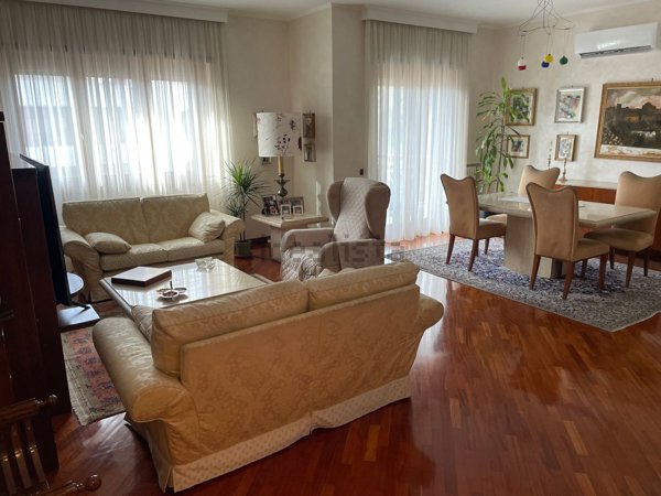 casa indipendente in vendita a Roma