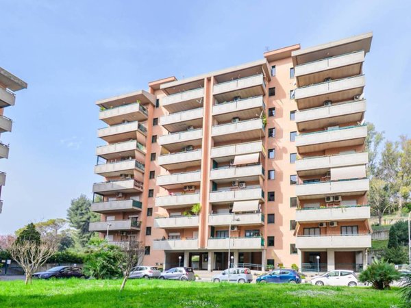 appartamento in vendita a Roma in zona Portuense