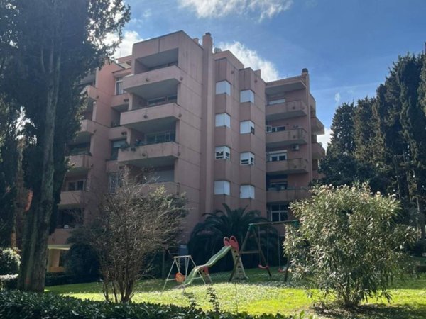appartamento in vendita a Roma in zona Isola Farnese