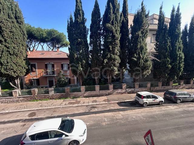 appartamento in vendita a Roma in zona Prenestino-Labicano
