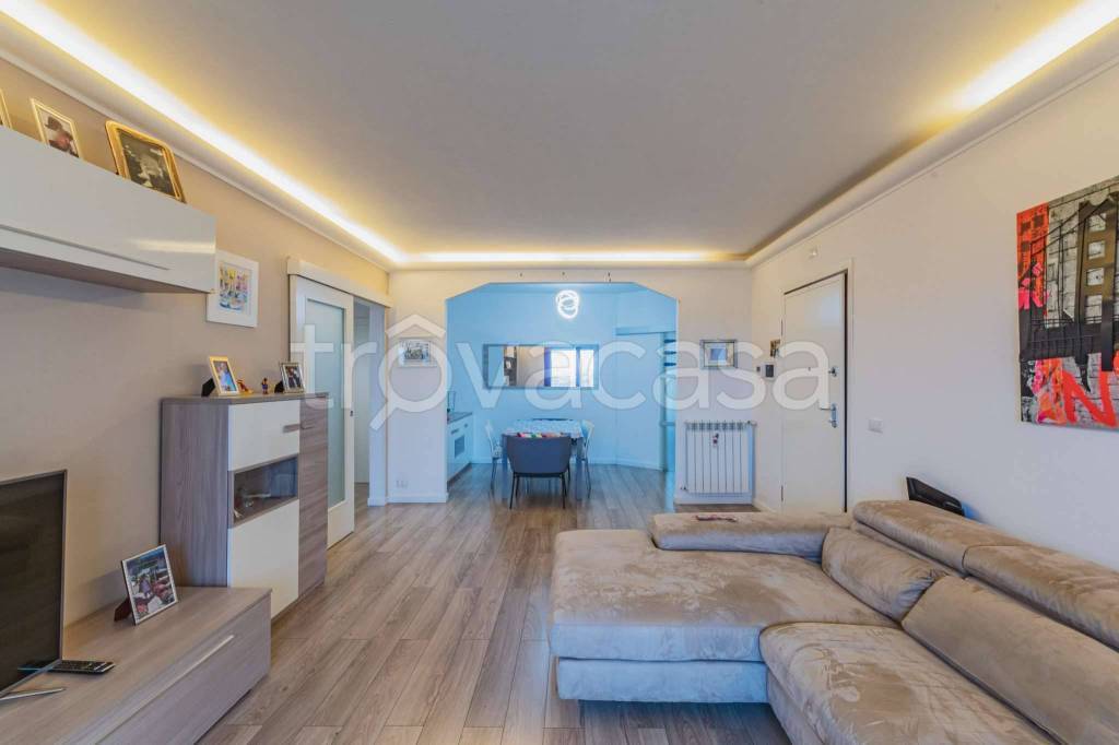 appartamento in vendita a Roma